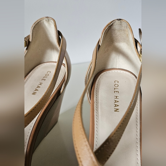 Cole Haan Nude Wedge sz.8 - Picture 8 of 10